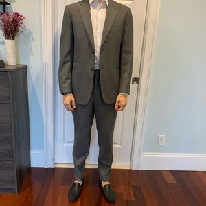 JF J. Ferraro grey full suit